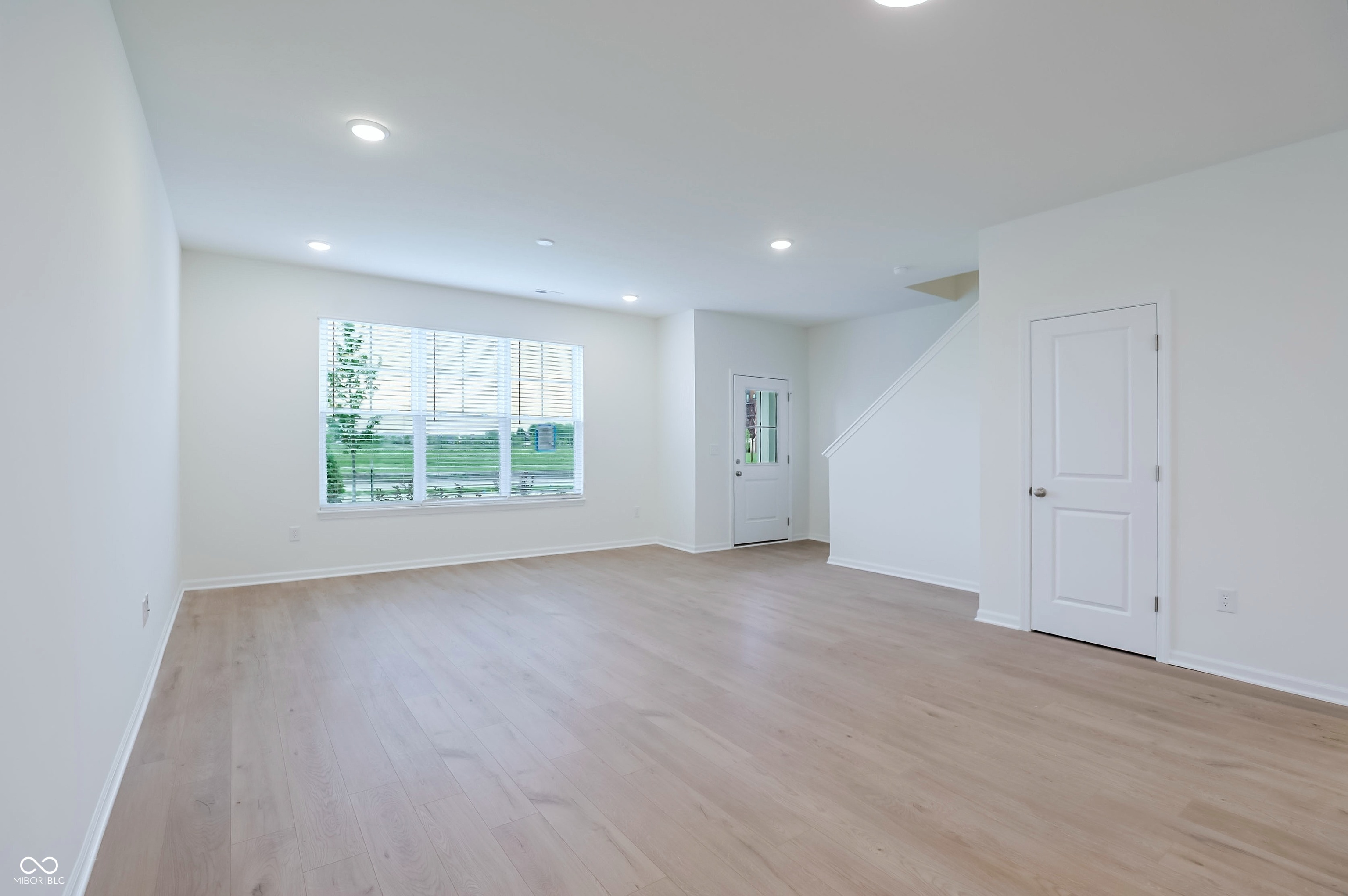 2706 Smith Road