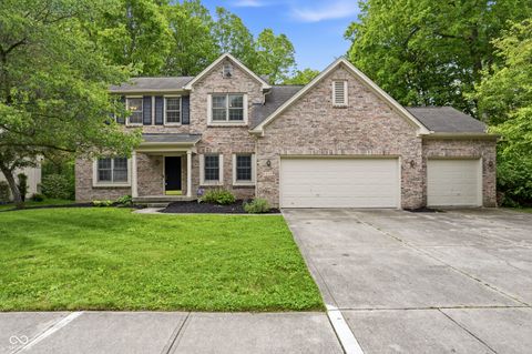 Photo of 5133 Robinsrock Way, Indianapolis, IN 46268 (MLS # 22100366)