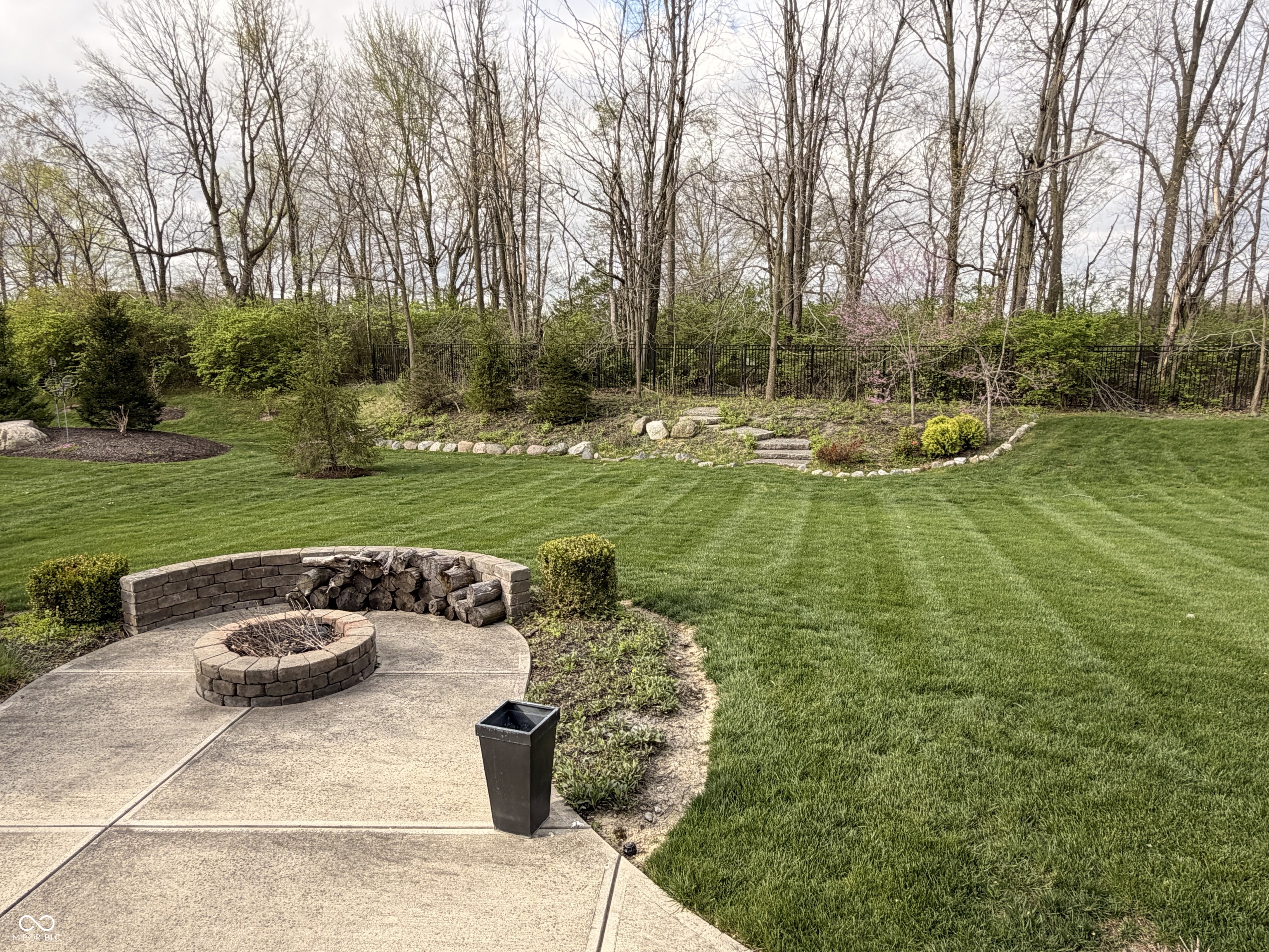 365 Chatham Hills Boulevard