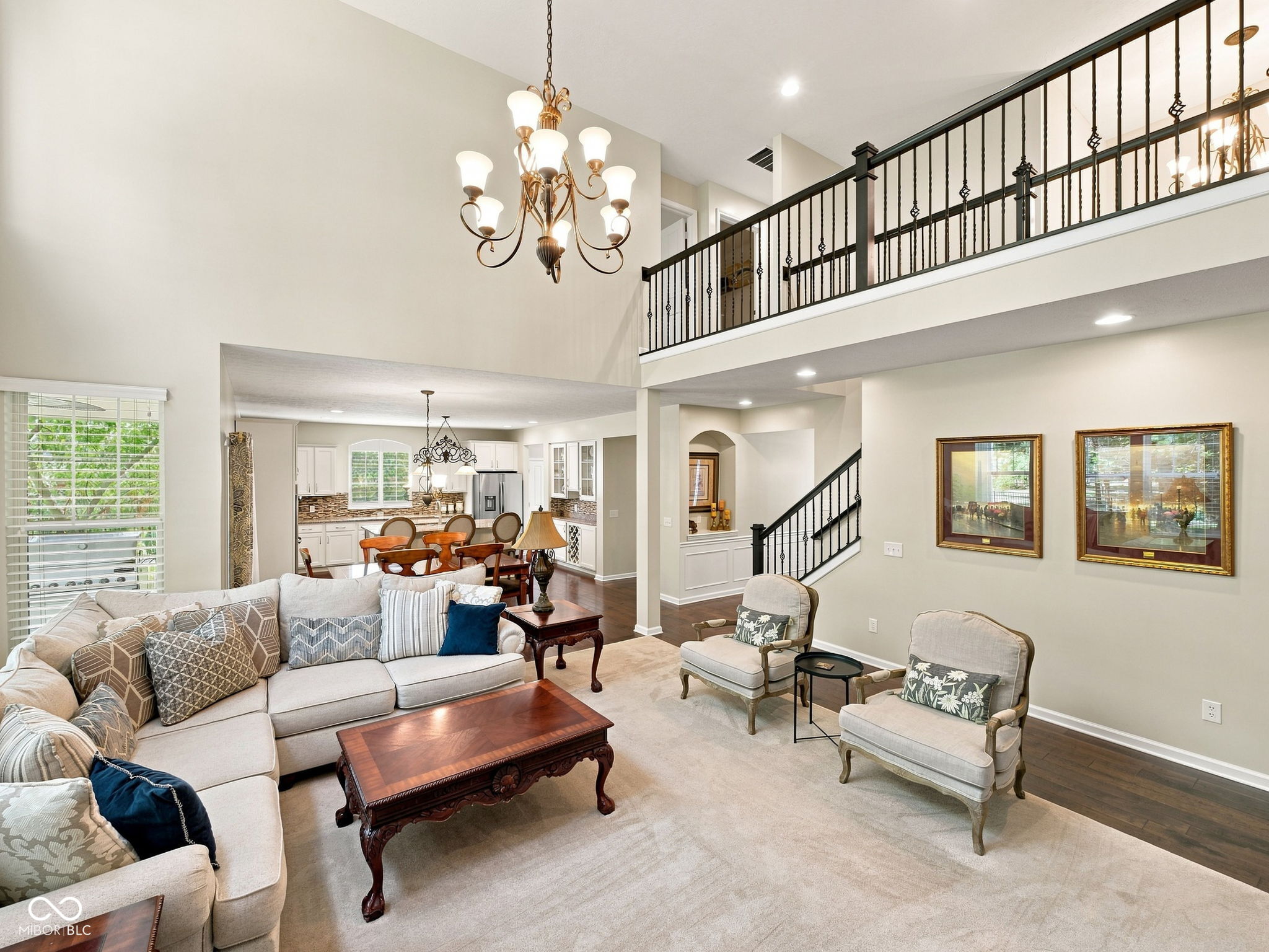 6411 Blackstone