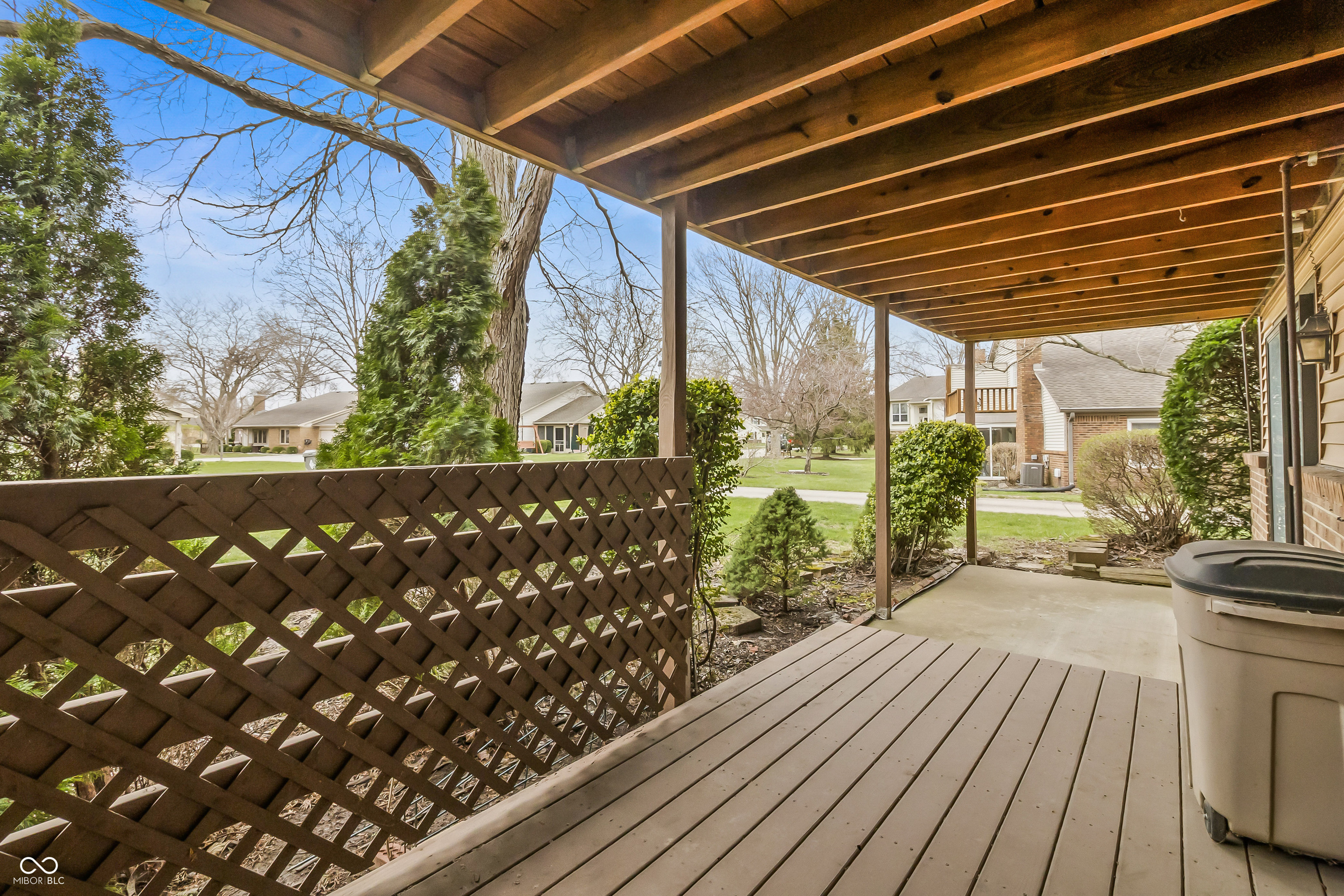 7471 Prairie Lake Drive