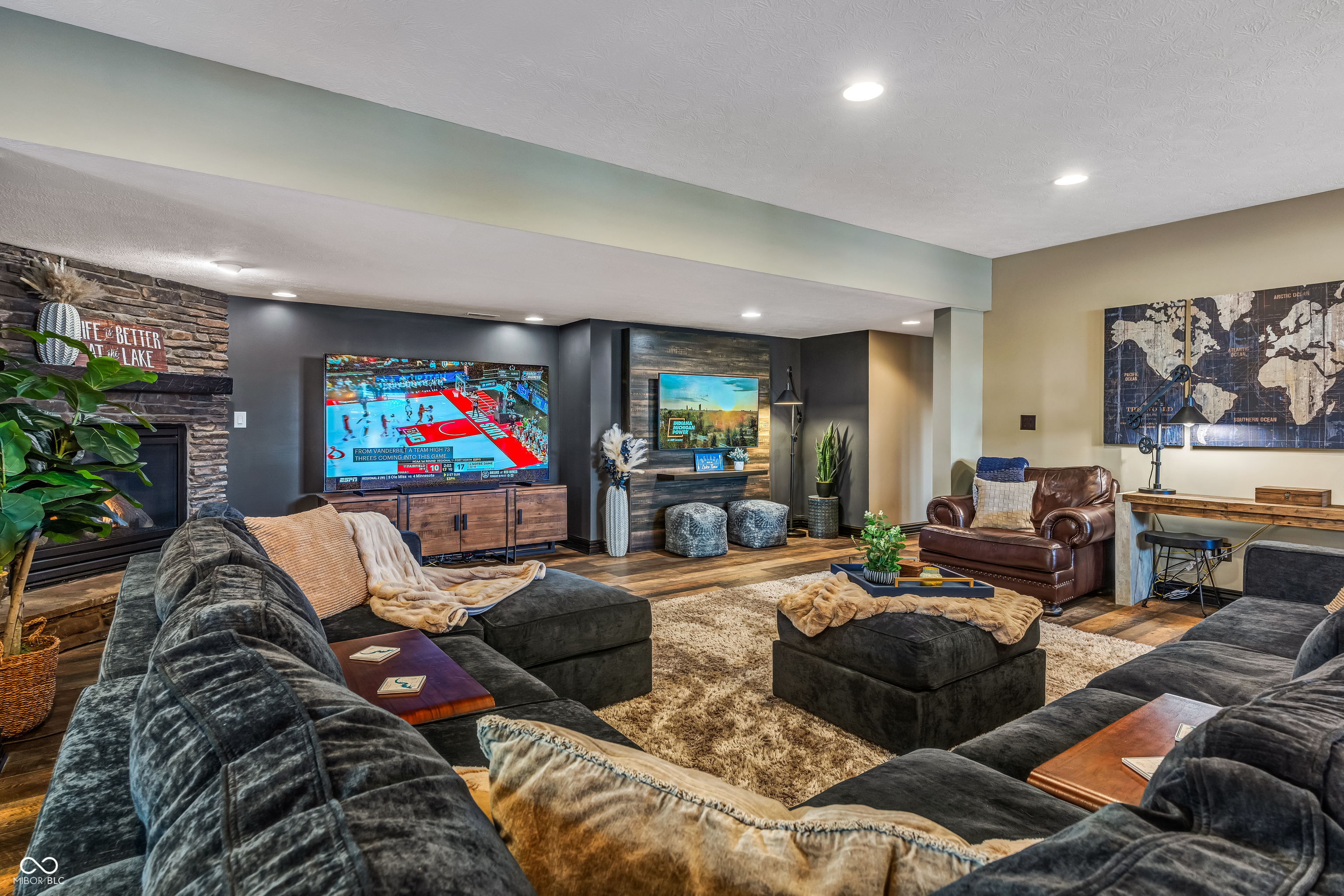 Fishers, Indiana, 46055, United States, 6 Bedrooms Bedrooms, ,6 BathroomsBathrooms,Residential,Active,2030528