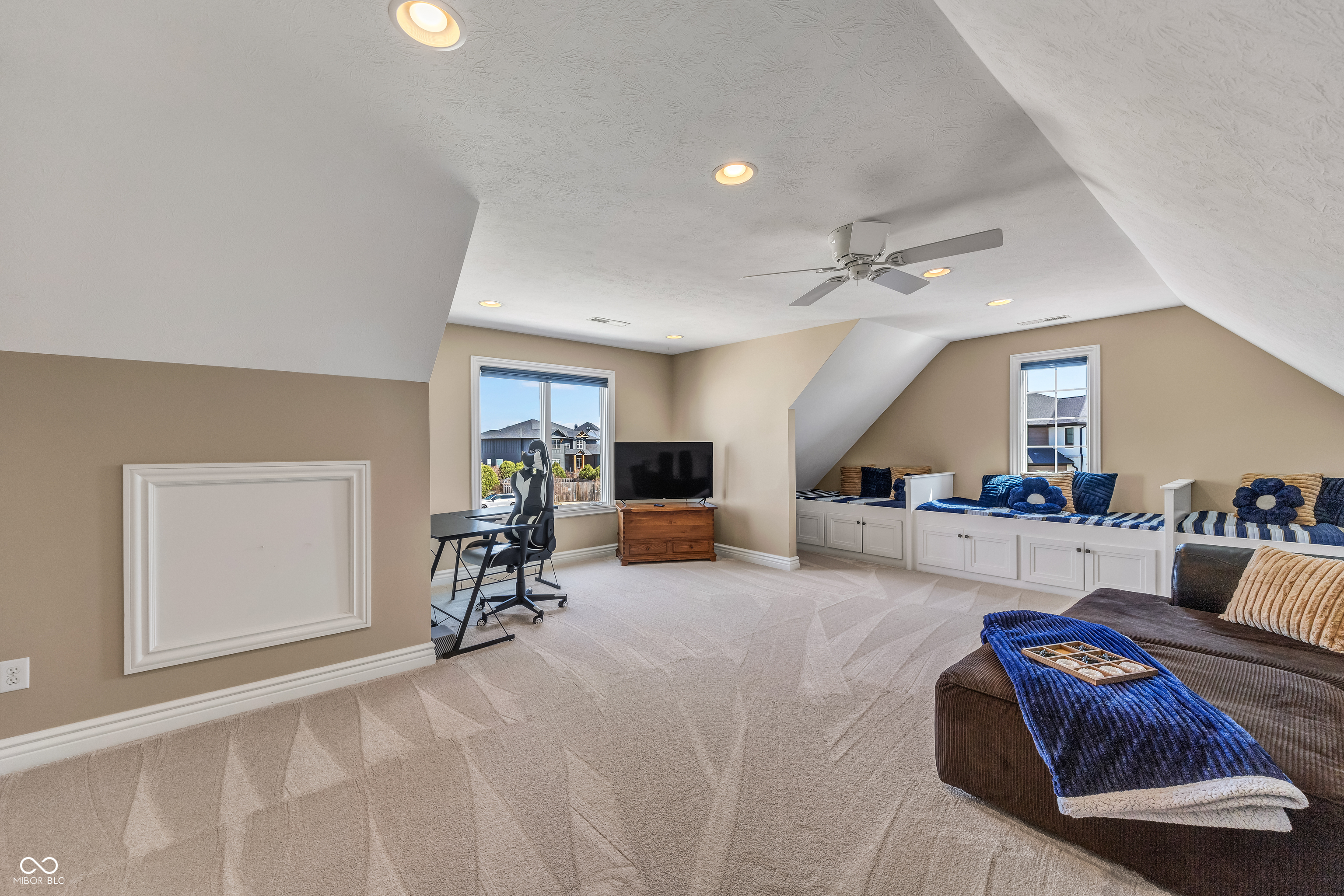 Fishers, Indiana, 46055, United States, 6 Bedrooms Bedrooms, ,6 BathroomsBathrooms,Residential,Active,2030528