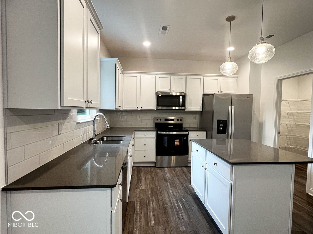 4817 Picea Boulevard