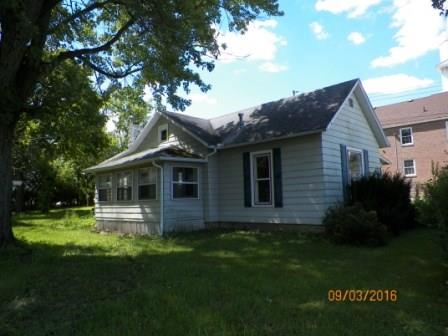 Photo 1 of 14 — 129 E Washington Street, Parker City, IN 47368