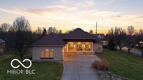 599 Tradewind Brownsburg IN 46112