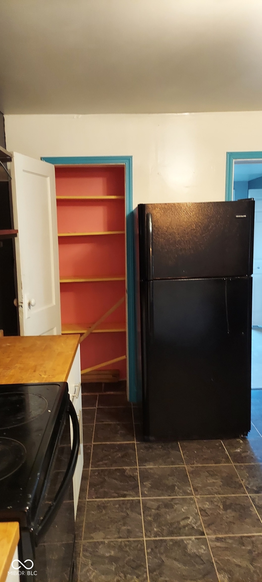 416 S Spencer Avenue