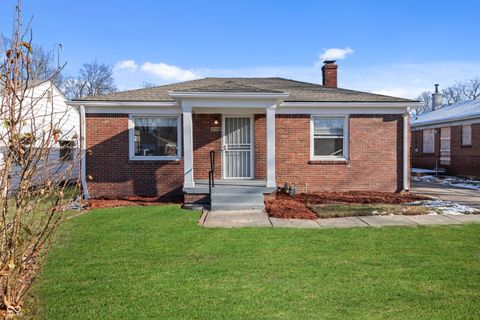 Photo of 3705 N Dearborn Street, Indianapolis, IN 46218 (MLS # 22076344)