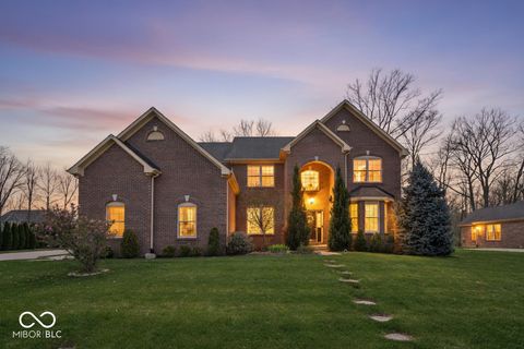 Photo of 6677 W May Apple Drive, McCordsville, IN 46055 (MLS # 22095074)
