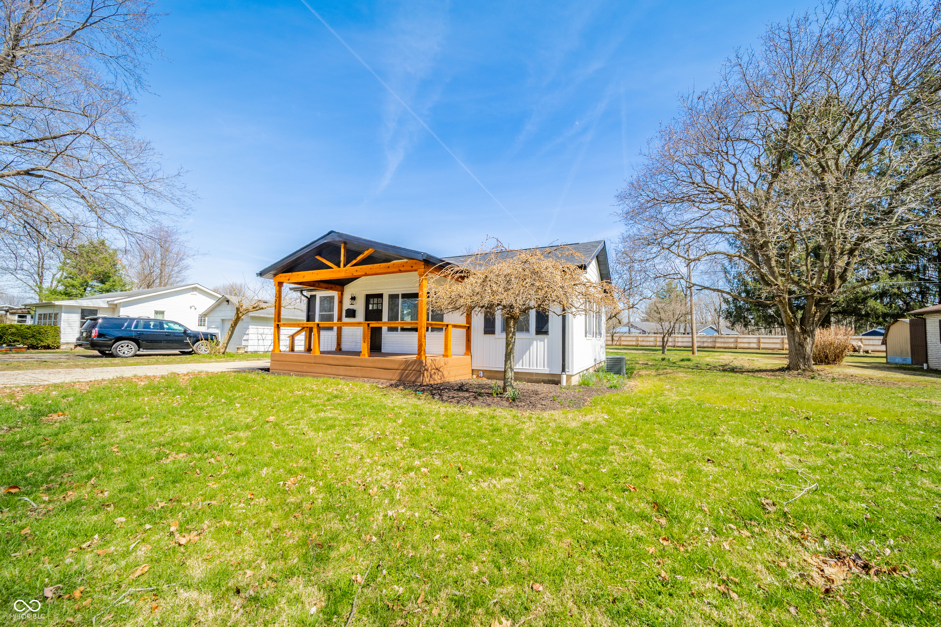 221 S Alfonte Street