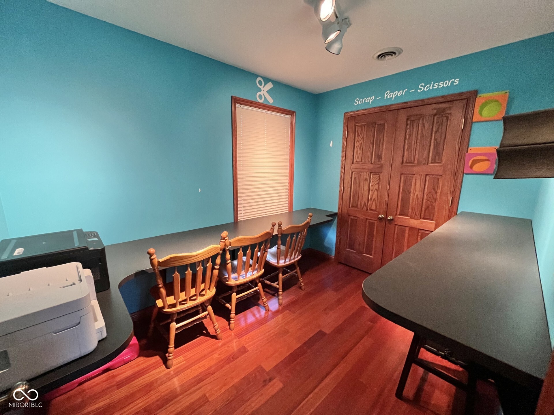 Seymour, Indiana 47274, United States, 5 Bedrooms Bedrooms, ,5 BathroomsBathrooms,Residential,Pending,22376