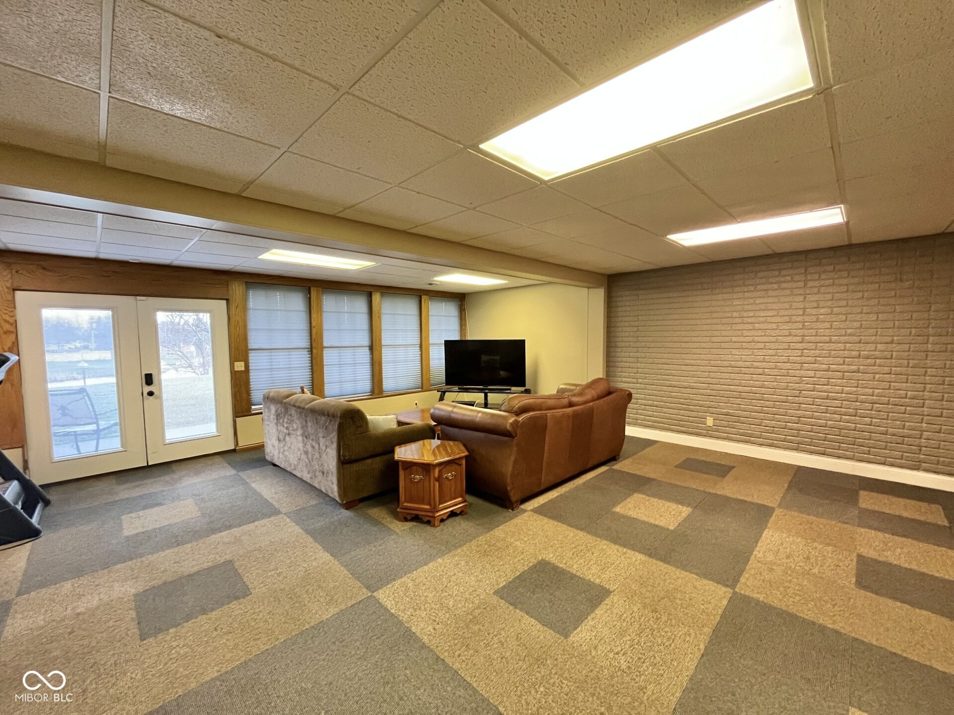 Seymour, Indiana 47274, United States, 5 Bedrooms Bedrooms, ,5 BathroomsBathrooms,Residential,Pending,22376