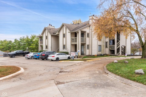 Photo of 2999 Eagles Crest Circle #A, Indianapolis, IN 46214 (MLS # 22122138)