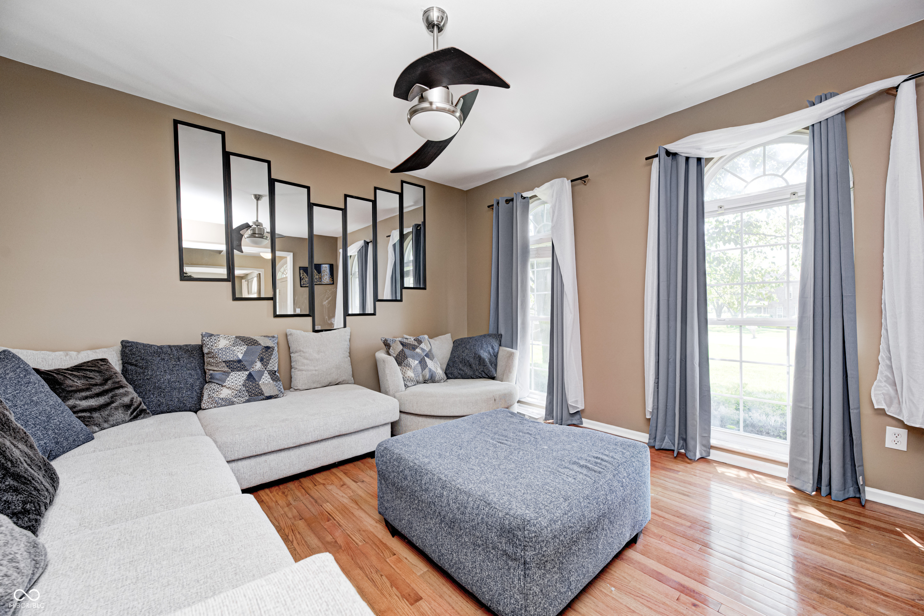 6374 Timberbluff Circle