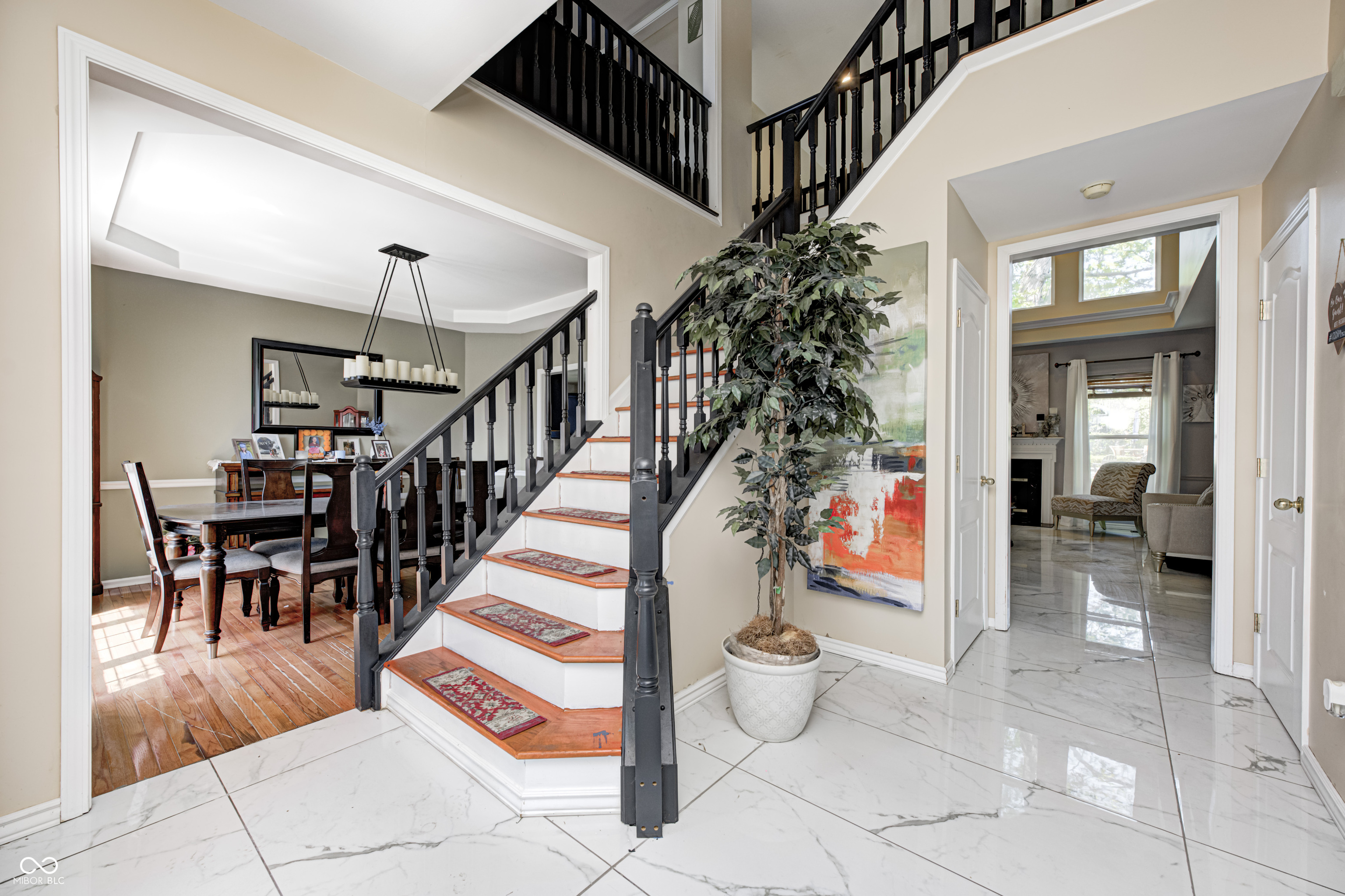 6374 Timberbluff Circle