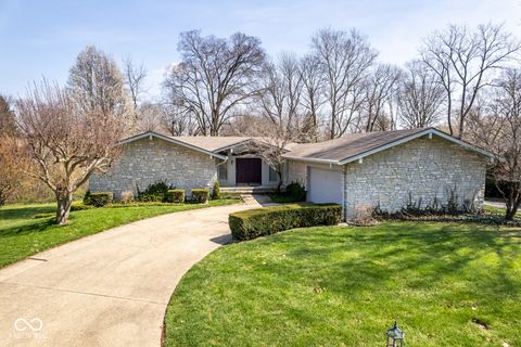 Photo of 8341 Valley Estates Drive, Indianapolis, IN 46227 (MLS # 22092537)