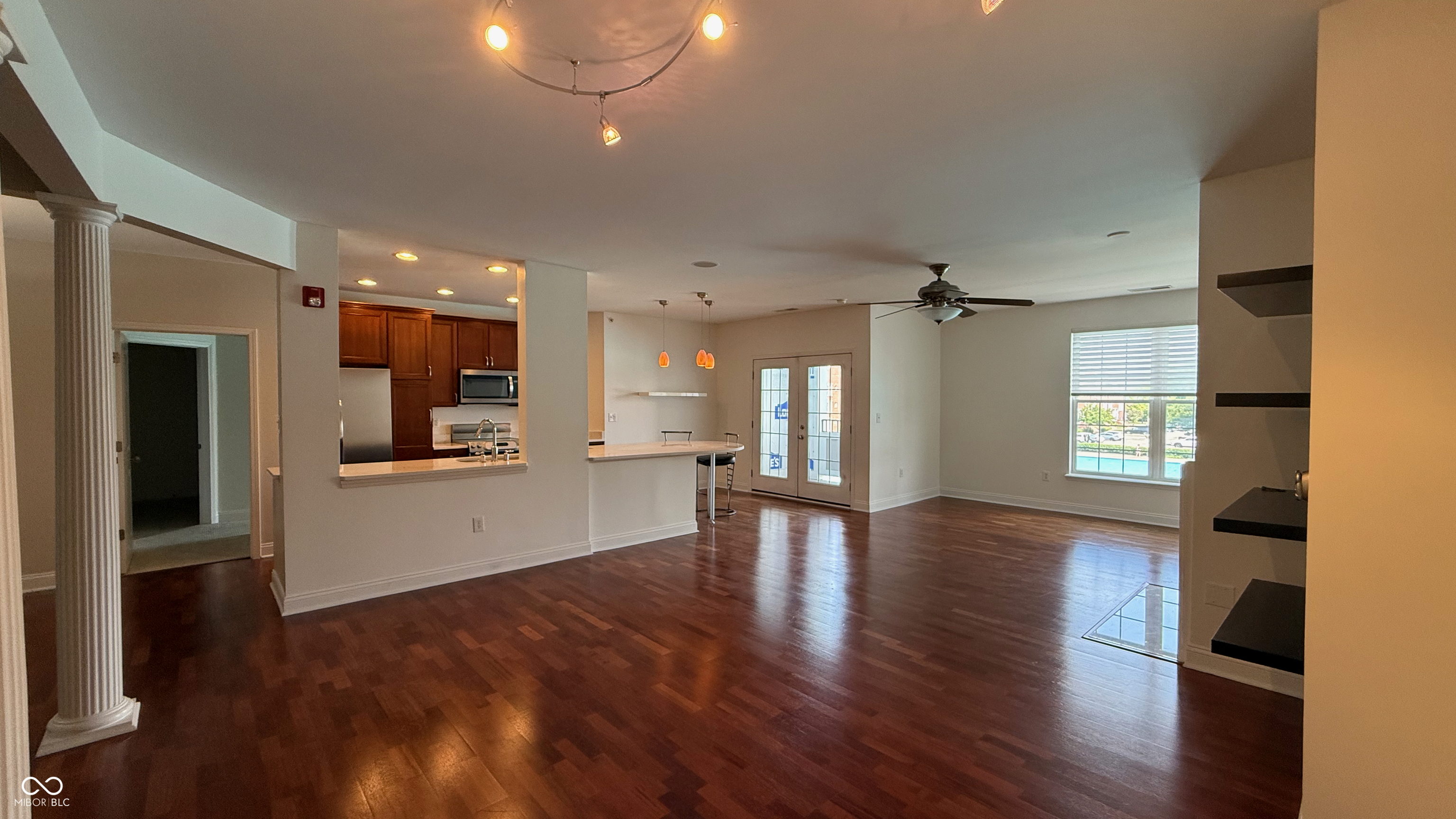 451 American Way N 2F