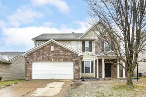 Photo of 11035 Cool Winds Way, Fishers, IN 46037 (MLS # 22080388)