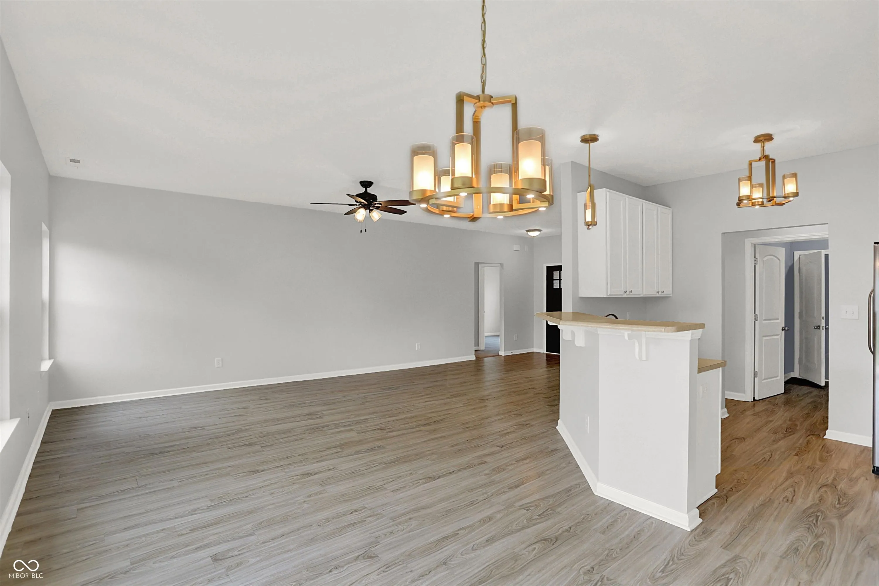 McCordsville, Indiana 46055, United States, 3 Bedrooms Bedrooms, ,2 BathroomsBathrooms,Residential,Pending,42024