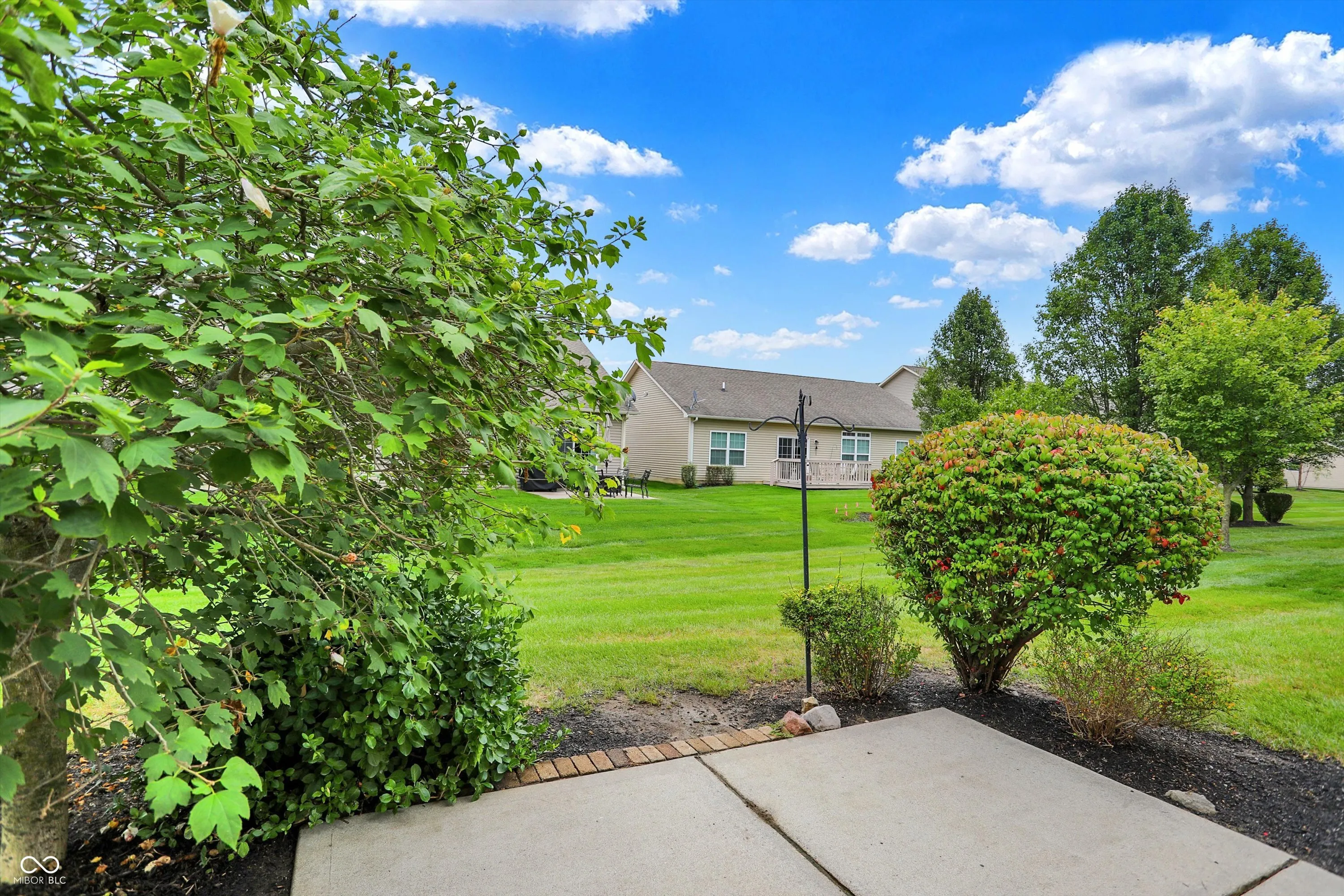 McCordsville, Indiana 46055, United States, 3 Bedrooms Bedrooms, ,2 BathroomsBathrooms,Residential,Pending,42024