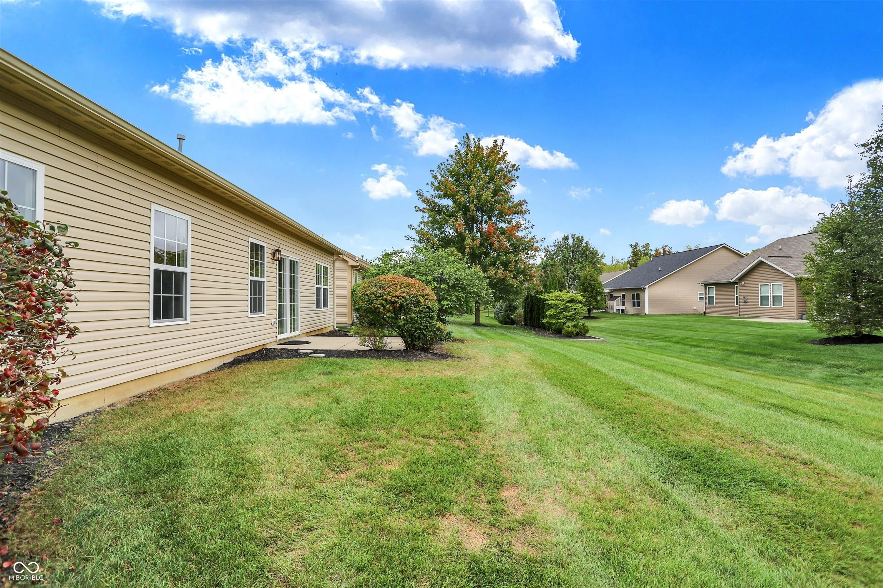 McCordsville, Indiana 46055, United States, 3 Bedrooms Bedrooms, ,2 BathroomsBathrooms,Residential,Pending,42024