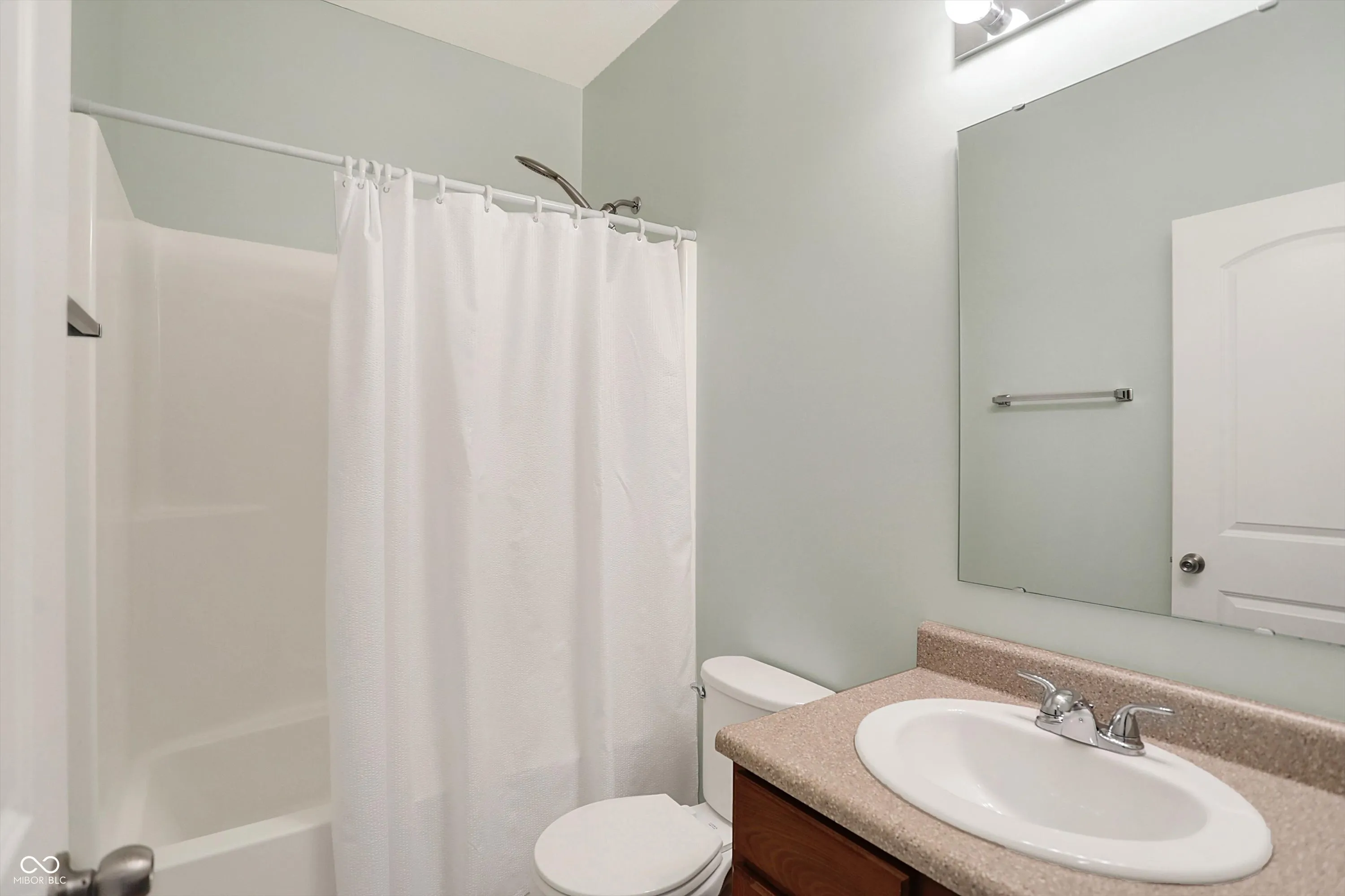 McCordsville, Indiana 46055, United States, 3 Bedrooms Bedrooms, ,2 BathroomsBathrooms,Residential,Pending,42024