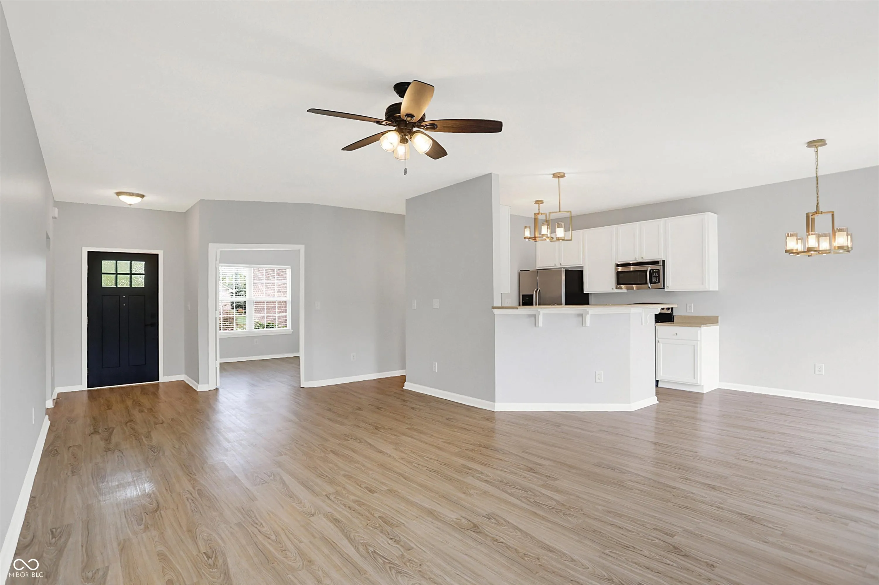 McCordsville, Indiana 46055, United States, 3 Bedrooms Bedrooms, ,2 BathroomsBathrooms,Residential,Pending,42024