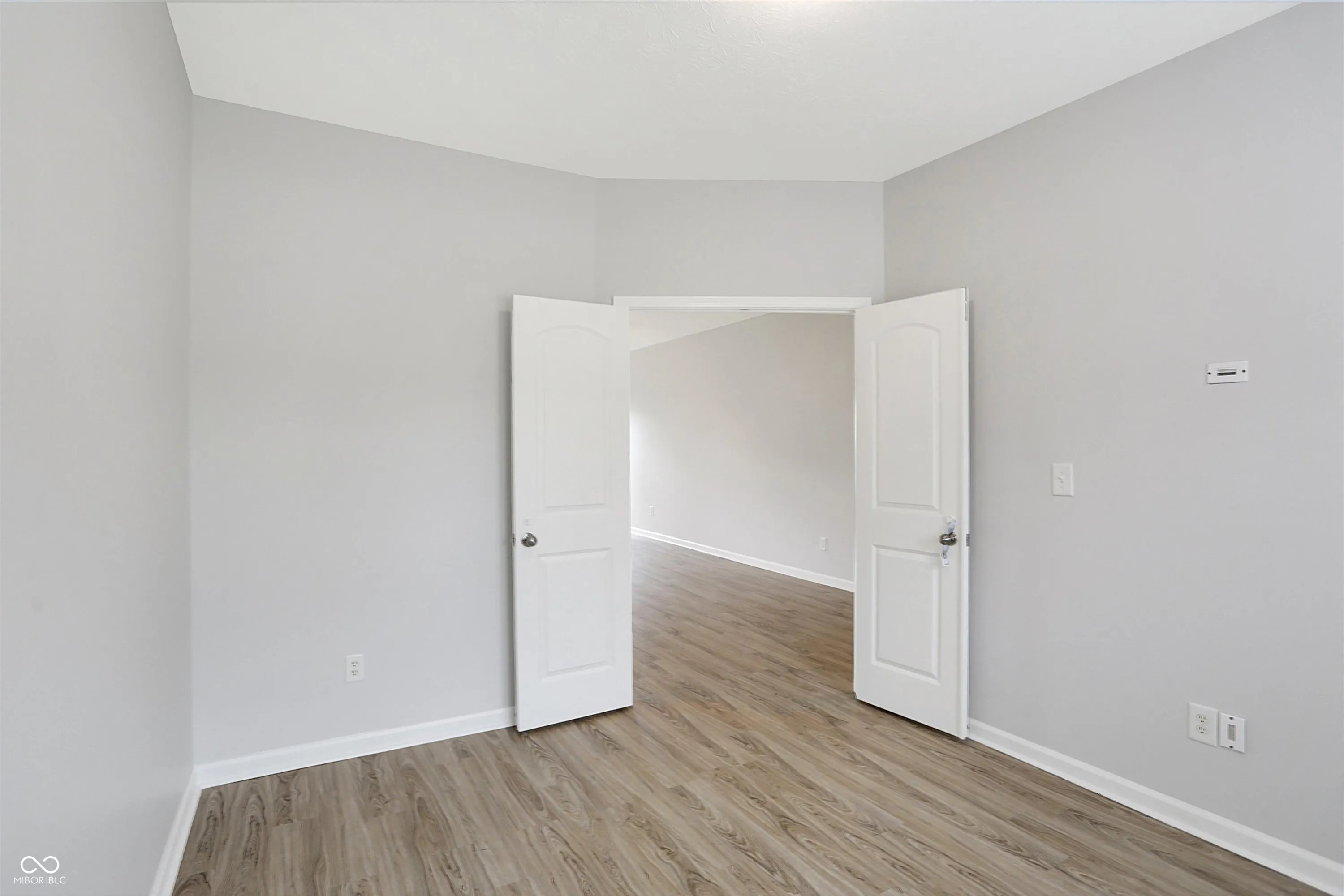 McCordsville, Indiana 46055, United States, 3 Bedrooms Bedrooms, ,2 BathroomsBathrooms,Residential,Pending,42024