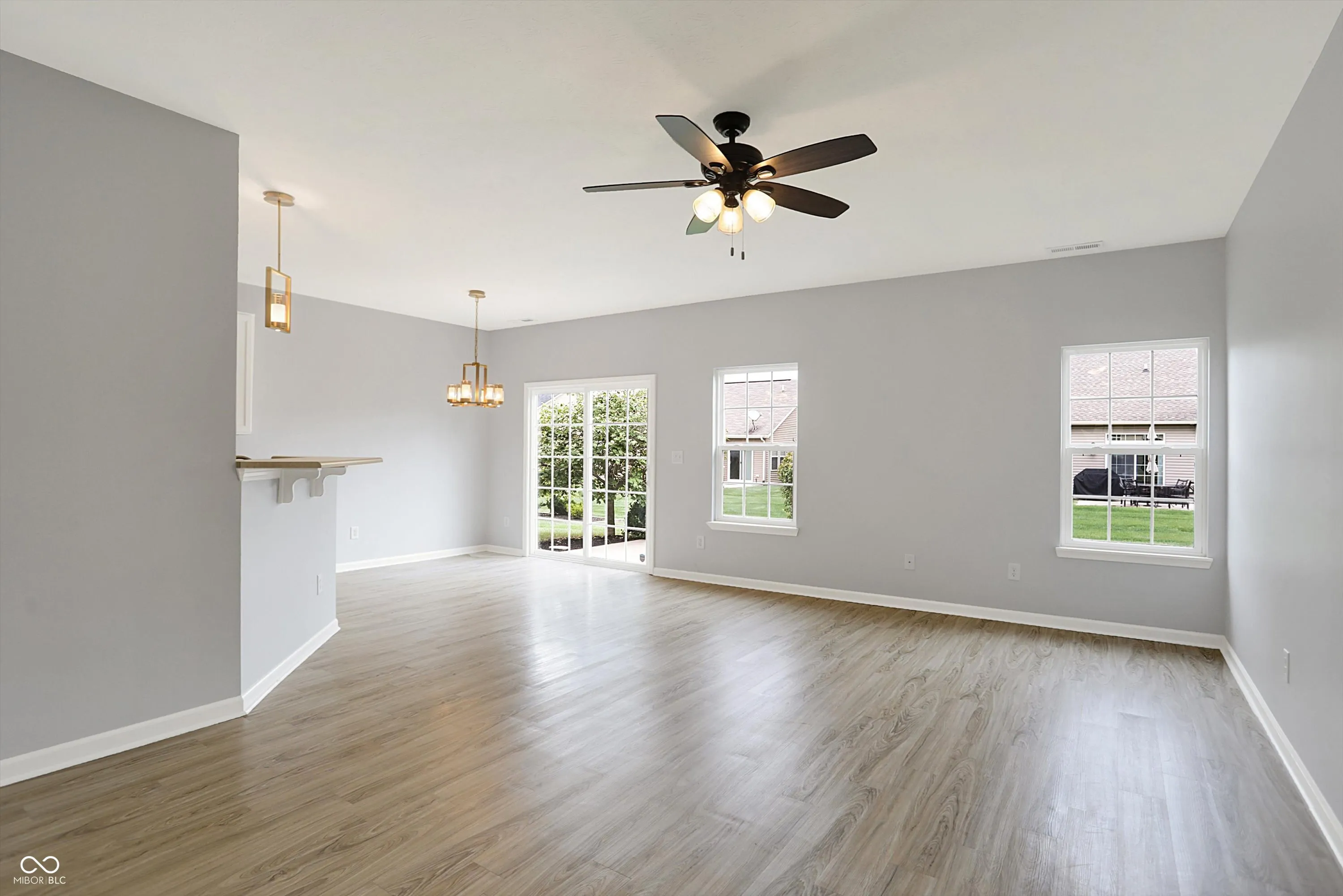 McCordsville, Indiana 46055, United States, 3 Bedrooms Bedrooms, ,2 BathroomsBathrooms,Residential,Pending,42024