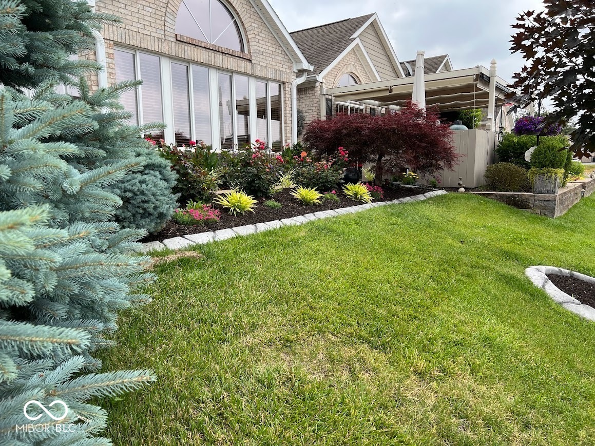 7386 Lake Lakota Place