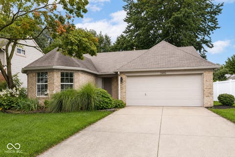 Photo of 7496 Wood Court, Fishers, IN 46038 (MLS # 22120041)
