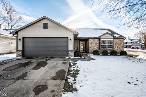 Photo of 12791 Longleaf Lane, Fishers, IN 46038 (MLS # 22078965)