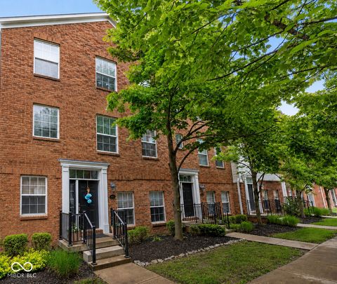 Photo of 422 Windham Pass, Carmel, IN 46032 (MLS # 22102665)