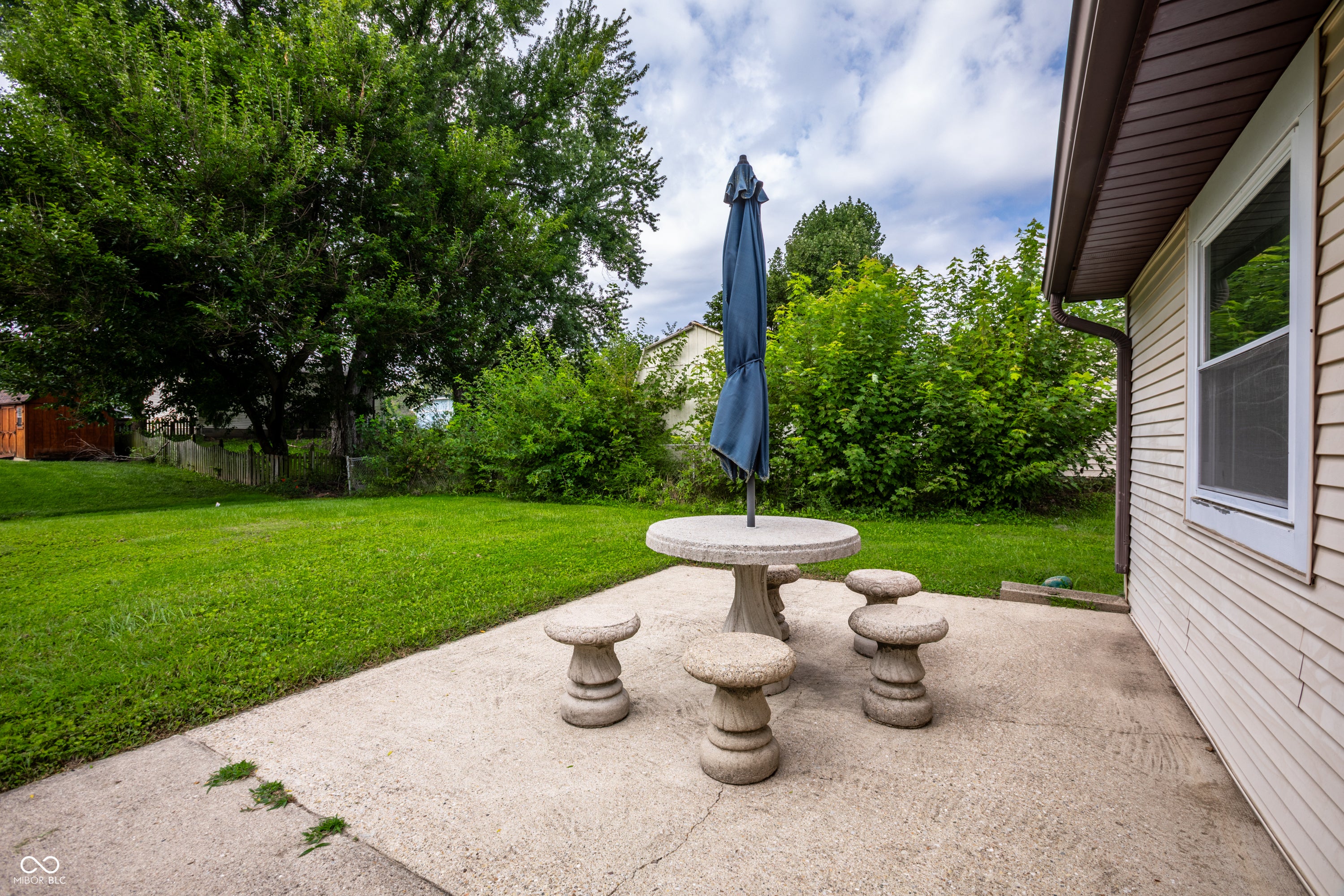 Picture for the property 22122378, 3 beds, 2 baths
