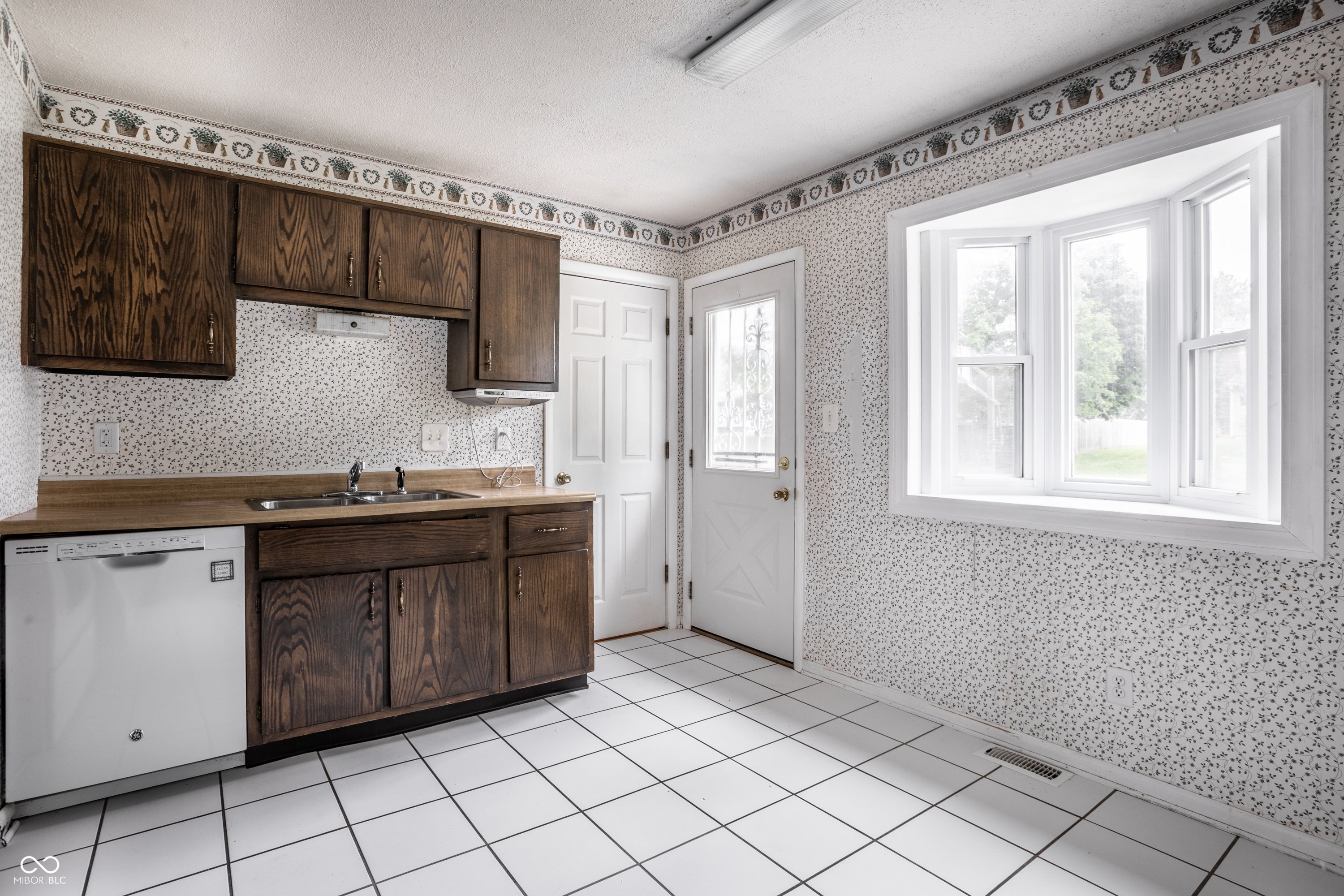 Picture for the property 22122378, 3 beds, 2 baths