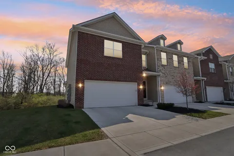 9725 Thorne Cliff Way Unit 105, Fishers, IN 46037 - MLS#: 22033050