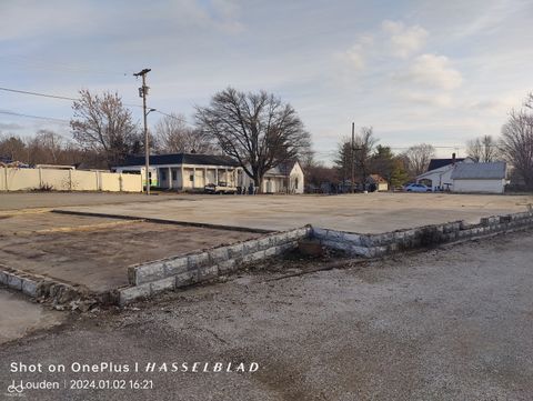 219 E Main Street Westport IN 47283
