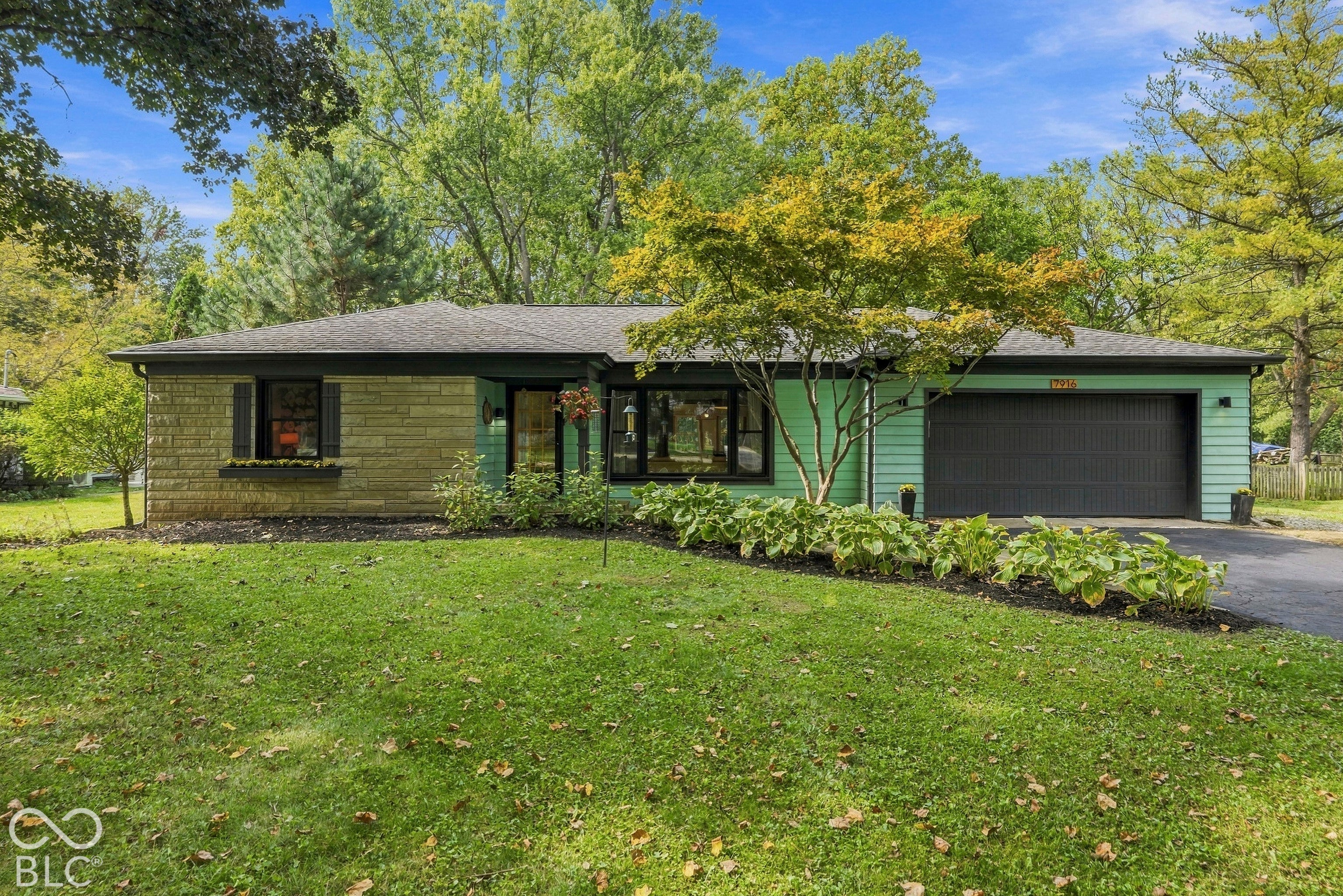 7916 Meadowbrook Drive