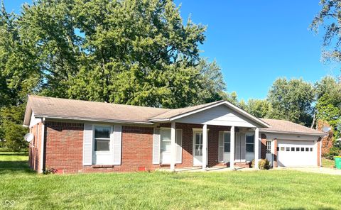 Photo of 4006 Westfield Road, Westfield, IN 46062 (MLS # 22065298)