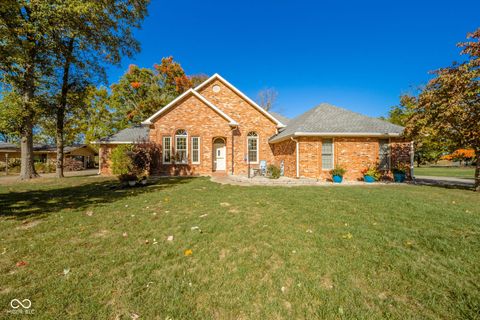 2712 Little John Street Anderson IN 46013