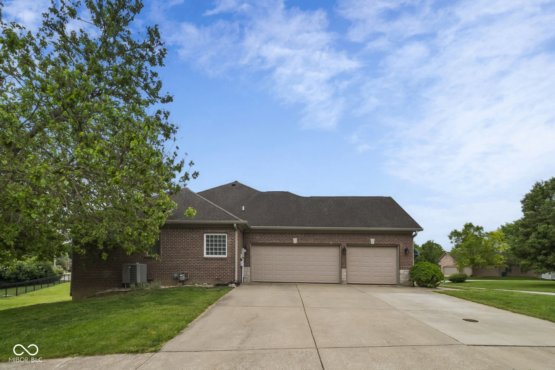 121 George Court