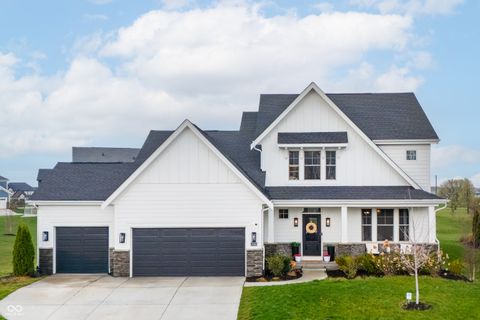 Photo of 20062 Chatham Green Drive, Westfield, IN 46074 (MLS # 22086779)