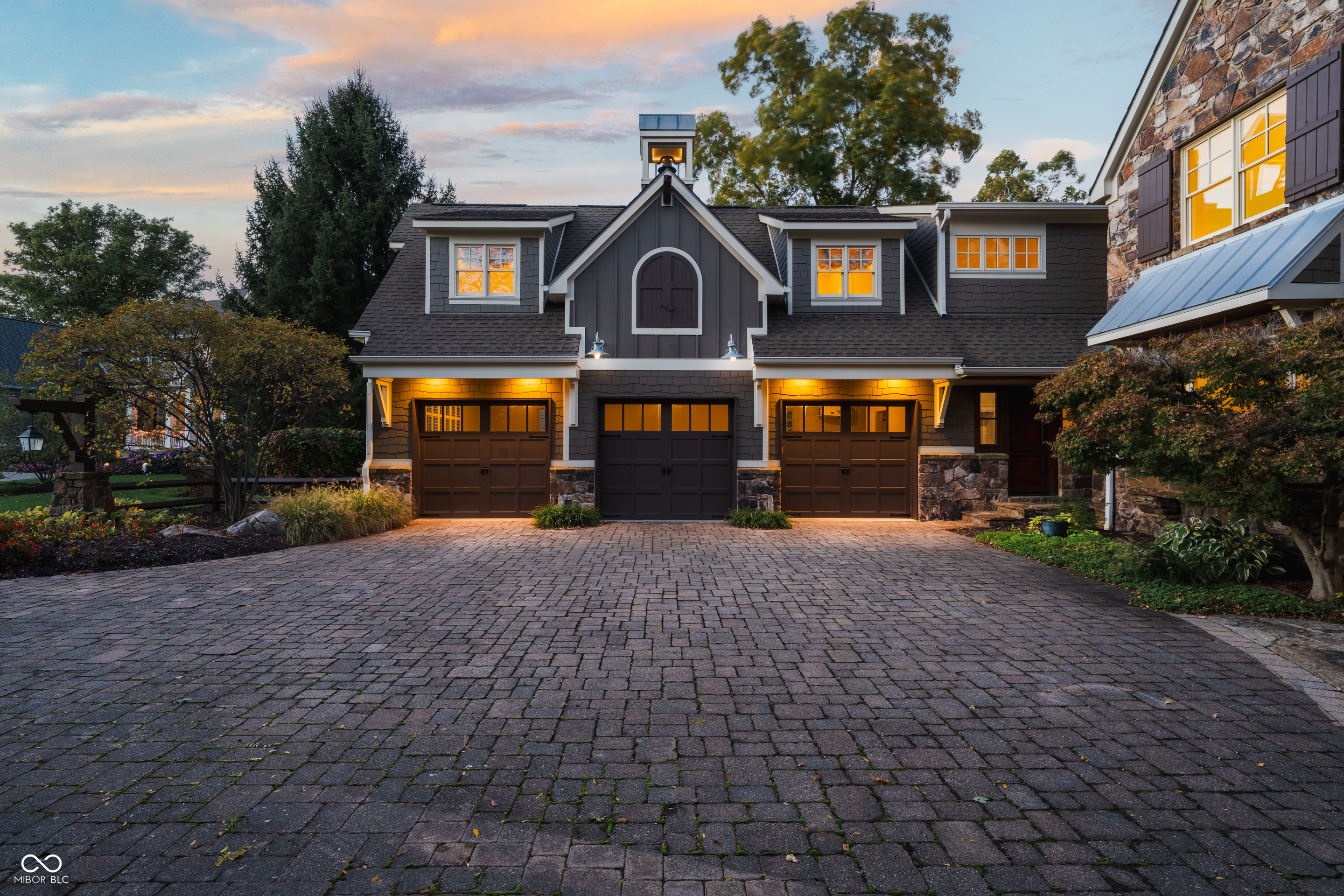 1236 Emerald Viking Court