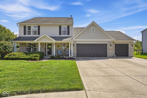 Photo of 7995 Cobblesprings Drive, Avon, IN 46123 (MLS # 22123402)