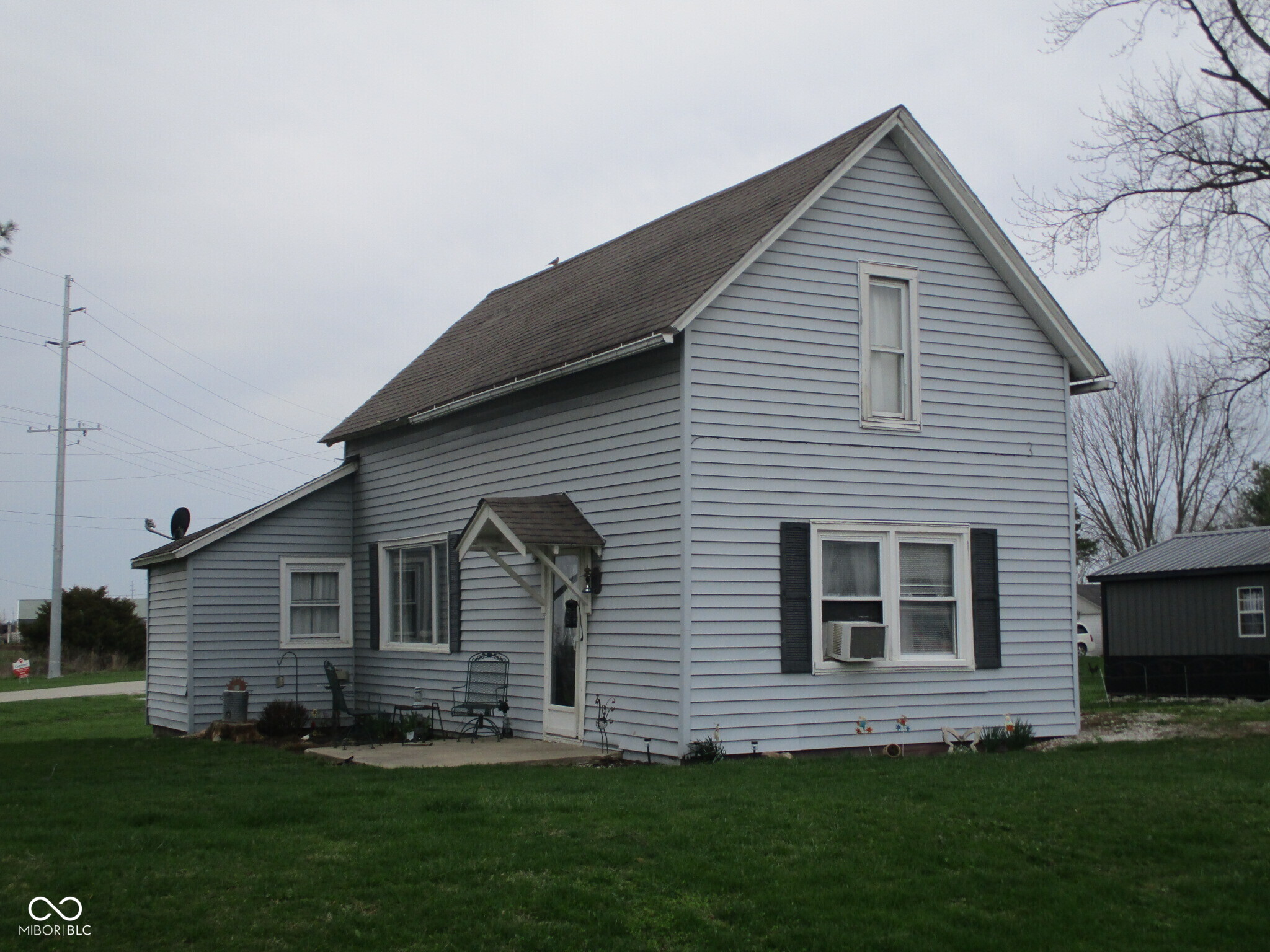Listing image 1