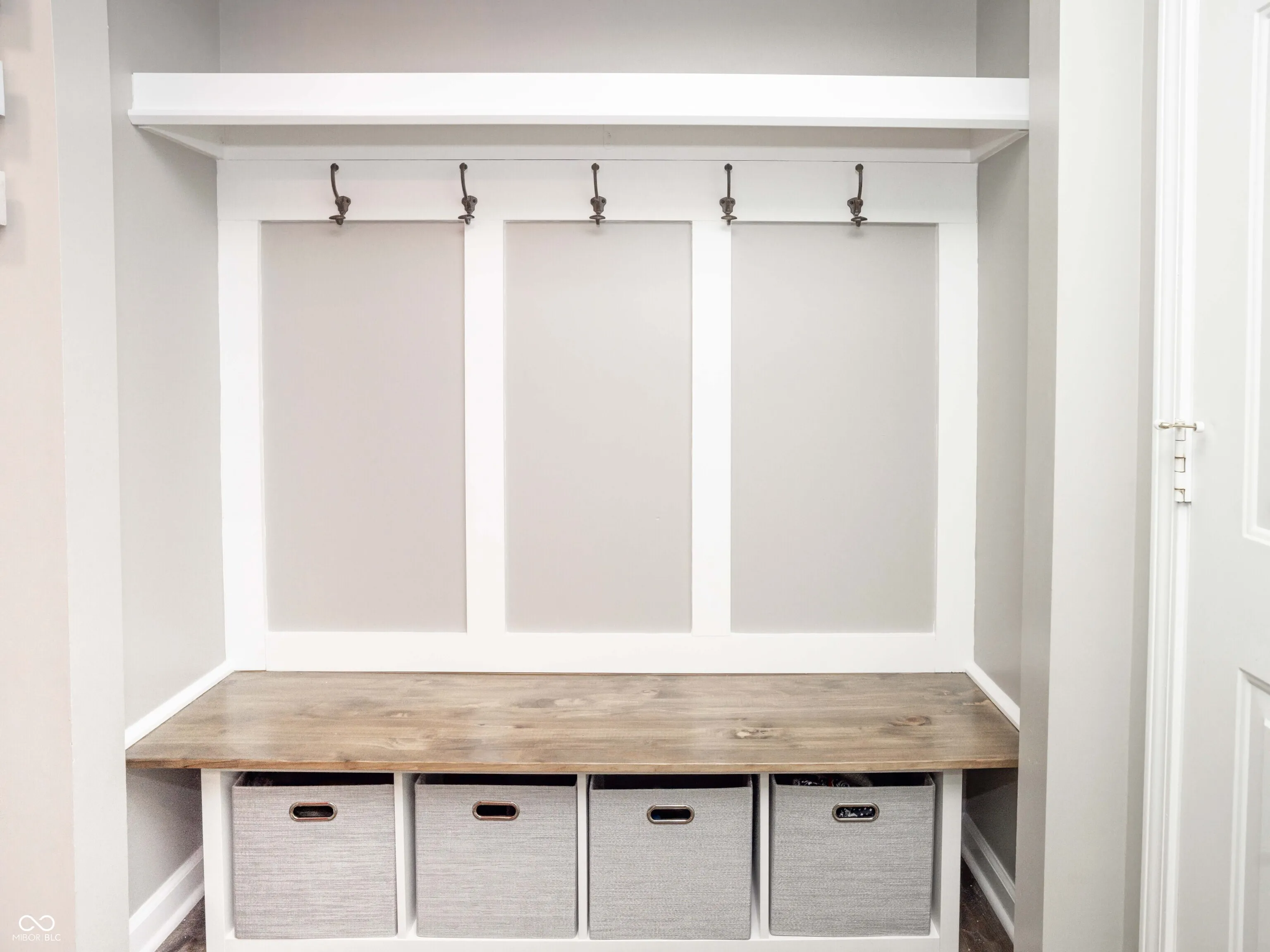 Avon, Indiana 46123, United States, 4 Bedrooms Bedrooms, ,3 BathroomsBathrooms,Residential,Pending,2958