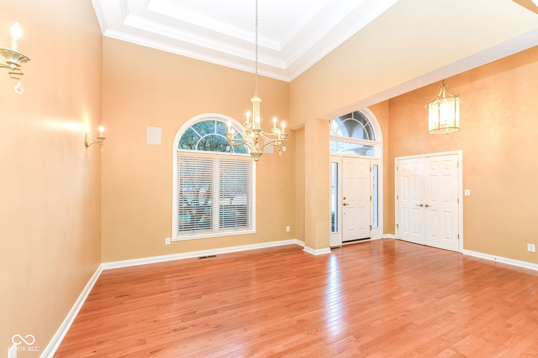 13584 Creekridge Lane