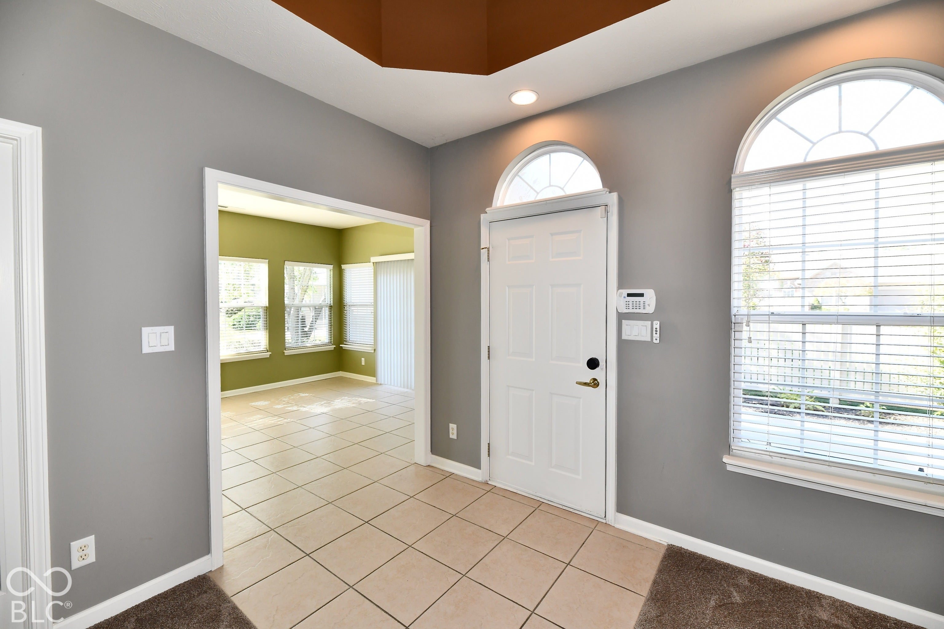 6673 Avila Way