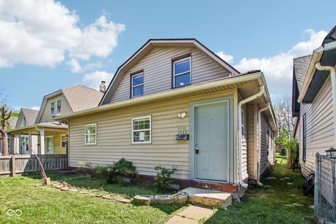 Photo of 1133 S Sheffield Avenue, Indianapolis, IN 46221 (MLS # 22096215)