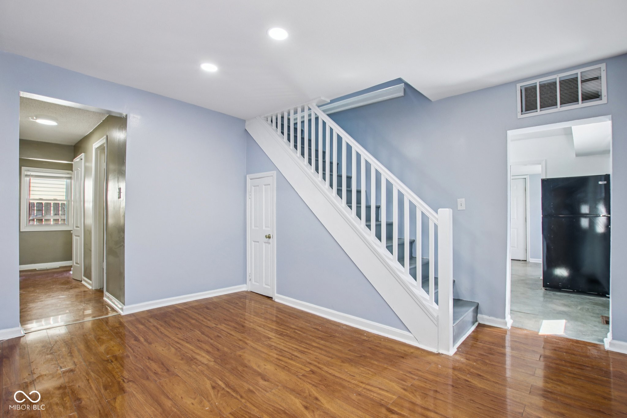 1133 S Sheffield Avenue